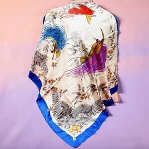 Beautiful  Birds  Paradise  Gucci  100% Silk Satin  Scarf 34" Ivery Purple  (45)